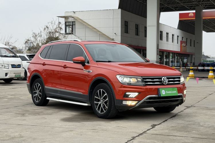 Used Volkswagen Tiguan L 2017 330TSI Automatic Two-Wheel Drive Luxury Edition