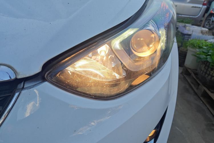 Used Hyundai Elantra 2016 1.6L Automatic Smart Version
