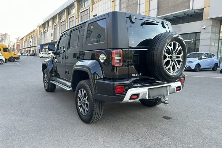 Used Beijing Auto BJ40 2020 2.0T Automatic Four-Wheel Drive Urban Hunter Edition Chivalrous Type