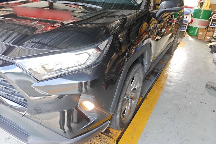 Used Toyota RAV4 2021 2.0L CVT Two-Wheel Drive Fashion Edition
