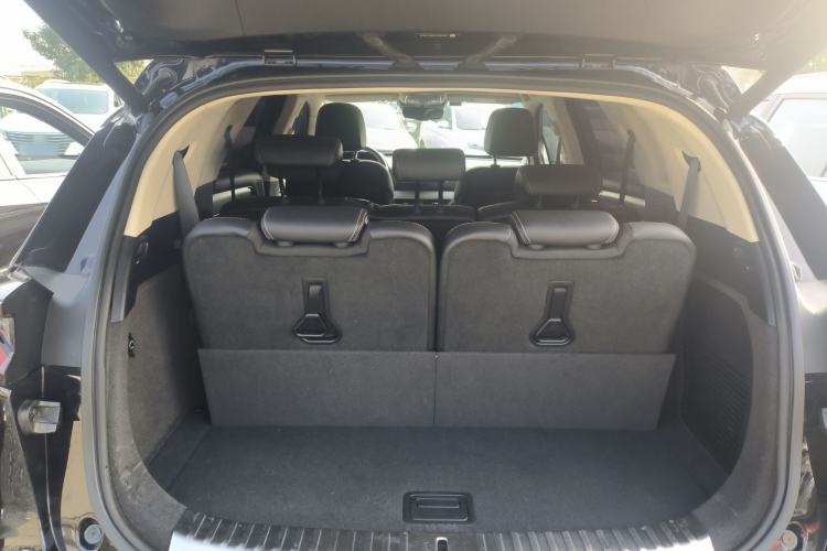 Used BYD Tang 2018 2.0T Automatic SmartConnect Prestige 7-Seater China V Standard
