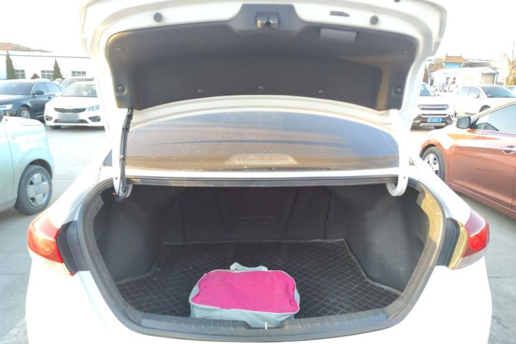 Used Hyundai Elantra 2016 1.6L Automatic ZhiXuan – Elite Version