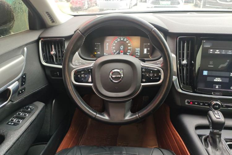 Used Volvo S90 2017 T4 Zhiyi Edition
