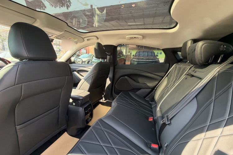 Used Ford Mustang Mach-E 2021 Leap Edition Rear-Drive Version (Standard Range)
