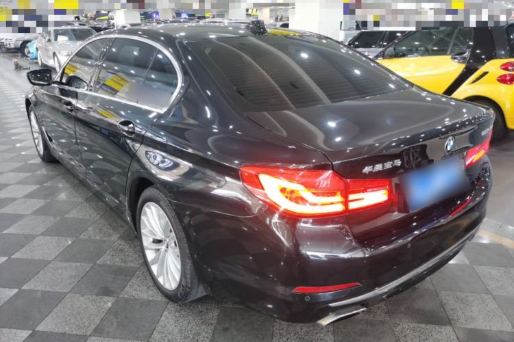 Used BMW 5 Series 2019 Facelifted 525Li Luxury Package
