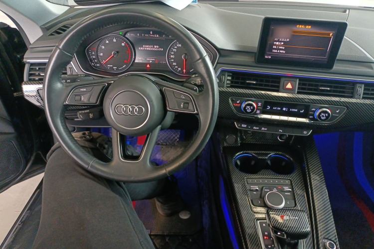 Used Audi A5 2019 Coupe 40 TFSI Fashion Edition China V Emission Standard
