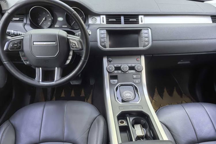 Used Land Rover Range Rover Evoque 2017 2.0T SE Smart Glow Edition
