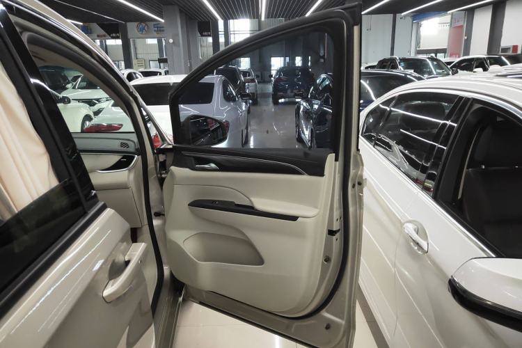 Used Buick GL8 2020 ES Land Cruiser 653T Comfort Edition
