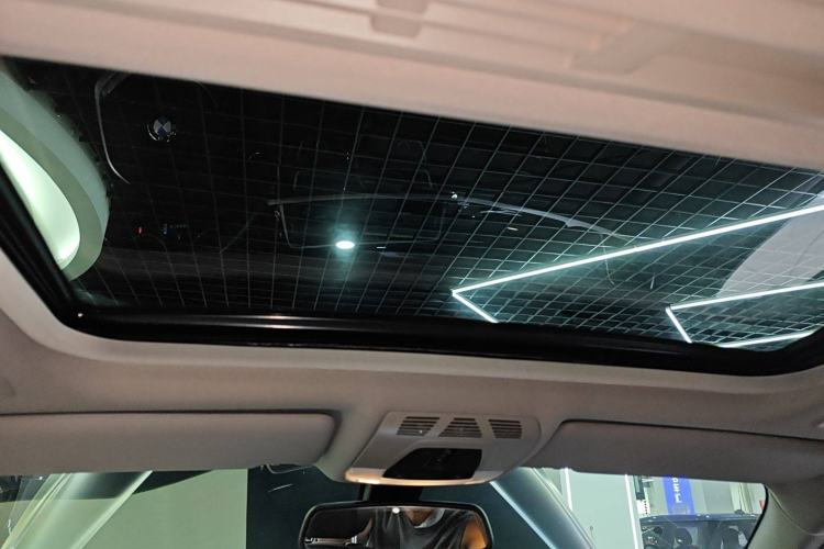 Used BMW 3 Series 2016 320Li Ambition Model
