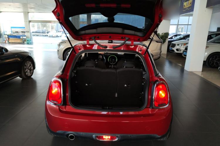 Used  MINI 2016 1.5T COOPER
