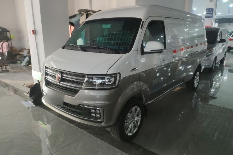 Used Jinbei New Hiace S 2023 1.5L Wealth Edition Van 2/5-Seater Non-Air-Conditioned Version SWC15M