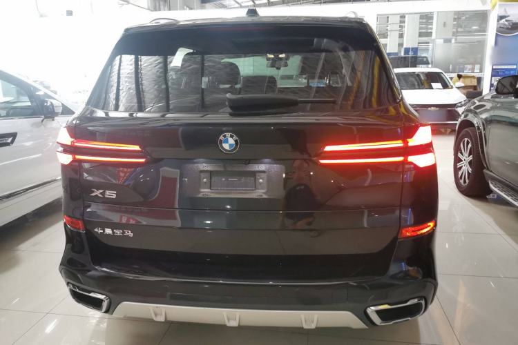 Used BMW X5 2023 xDrive 30Li M Sport Package
