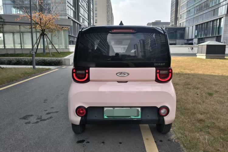 Used Chery QQ Ice Cream 2022 170km Sundae Phosphate Lithium-Ion
