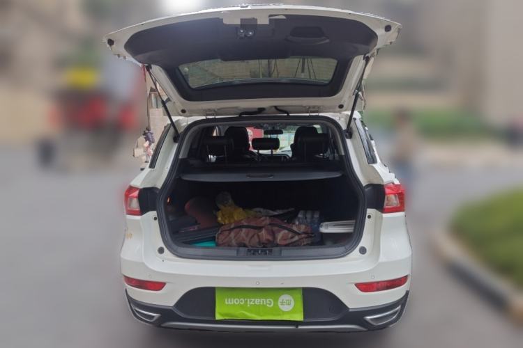 Used GAC Trumpchi GS4 2017 235T G-DCT Two-Wheel Drive Luxury Edition
