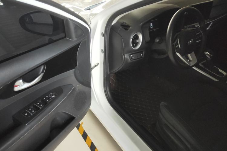 Used Kia K3 2019 1.5L CVT Smart Connectivity Version
