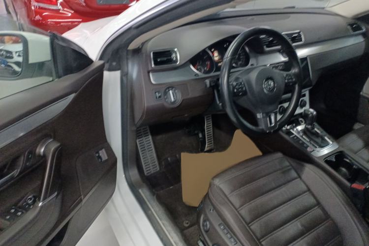 Used Volkswagen FAW-Volkswagen CC 2016 1.8TSI Luxury Model
