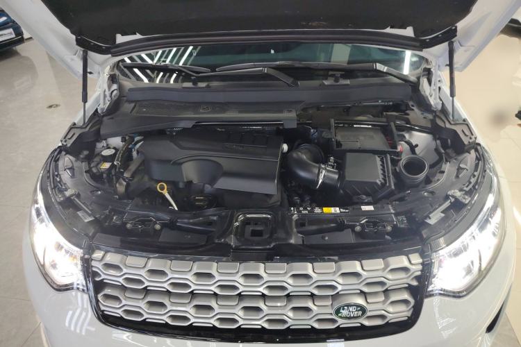 Used Land Rover Discovery Sport 2022 249 PS Metropolitan Edition 5 Seats