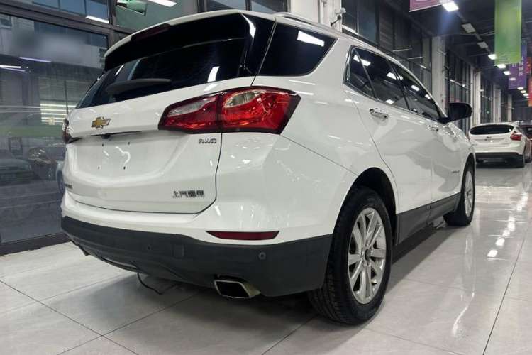 Used Chevrolet Equinox 2017 550T Automatic All-Wheel-Drive Top-Tier Version

