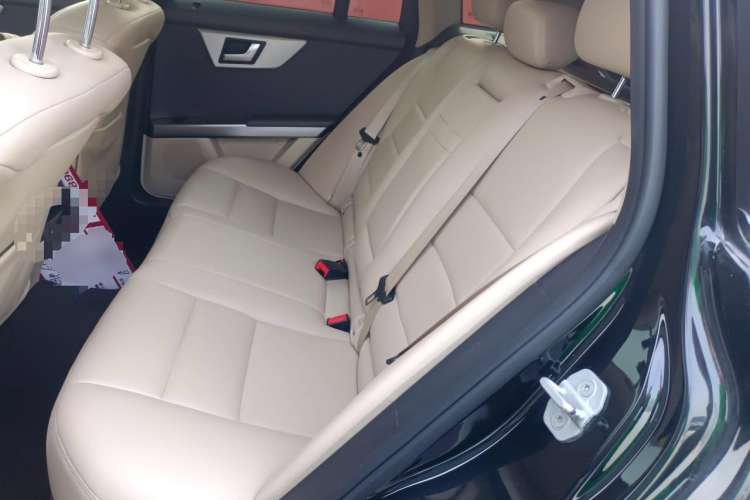 Used Mercedes-Benz GLK-Class 2015 GLK 260 4MATIC Dynamic Edition Ultimate Version
