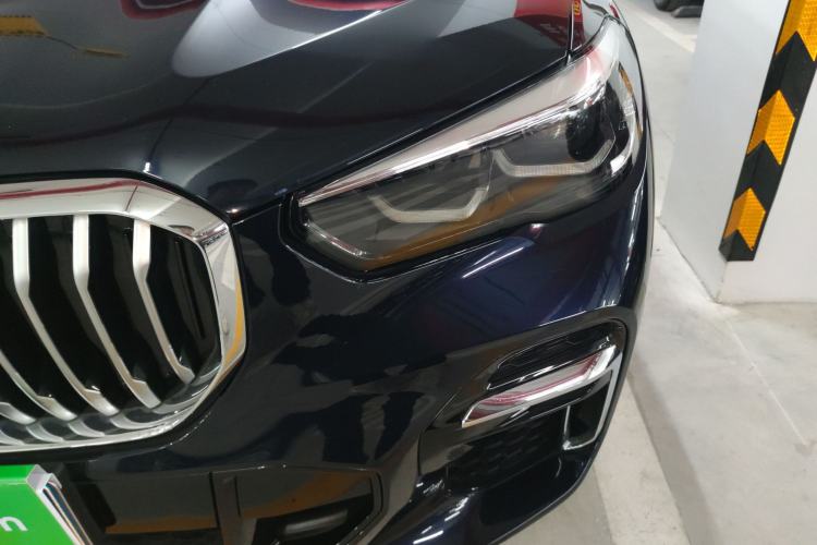 Used BMW X5 2022 Restyled xDrive 30Li M Sport Package
