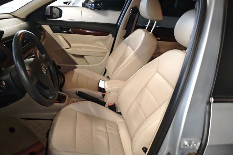 Used Volkswagen Lavida 2013 Restyled Classic 1.6L Automatic Comfort Edition
