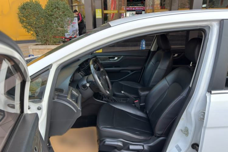 Used Great Wall C50 2014 Upgraded Model 1.5T Manual Fashion Edition