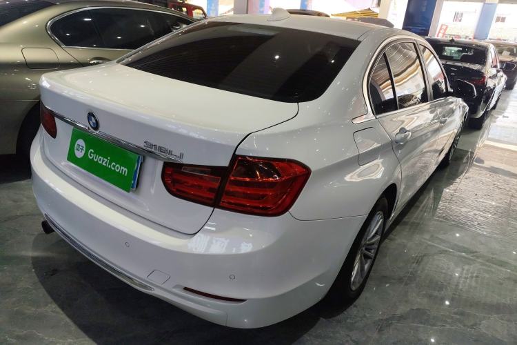 Used BMW 3 Series 2015 316Li Fashion Model
