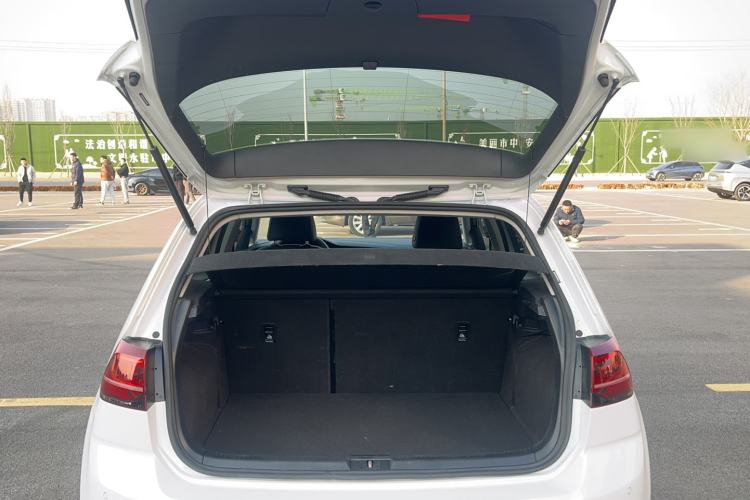 Used Volkswagen Golf 2019 280TSI DSG Luxury Version China VI Standard
