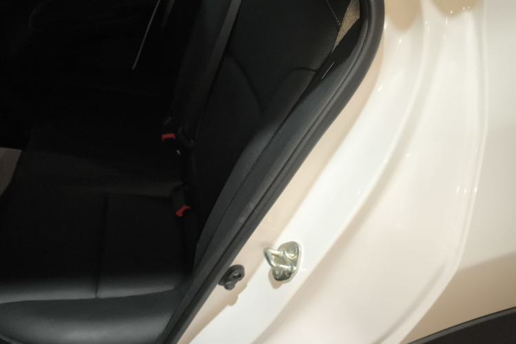 Used Kia kx1 Stonic 2021 1.4L CVT Sunroof Model
