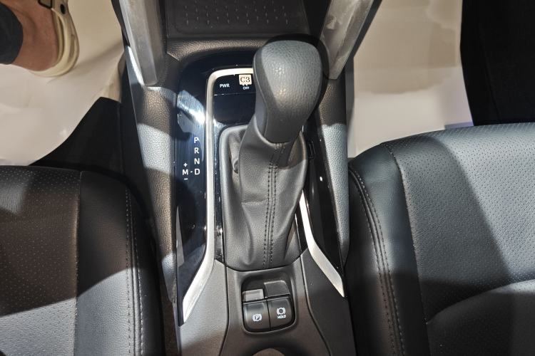 Used Toyota Corolla Cross 2024 2.0L Pioneer Edition
