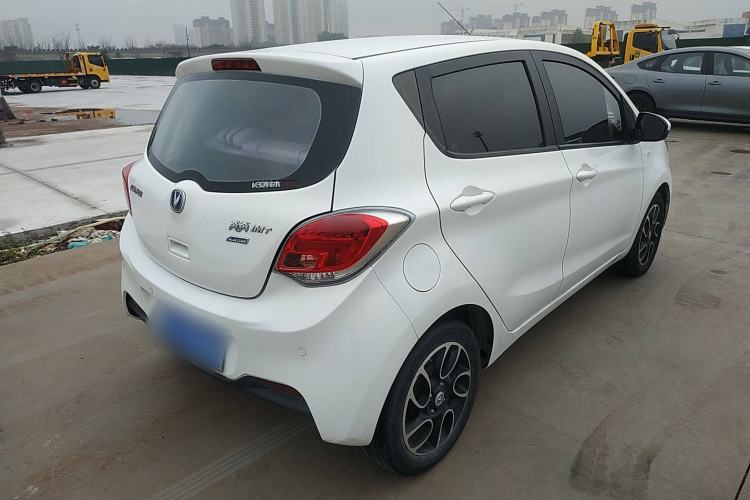 Used Changan Benni 2015 1.4L IMT Luxury Version China IV Standard
