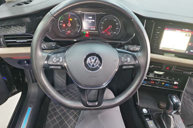 Used Volkswagen Passat New Energy 2020 430 PHEV Hybrid Luxury Edition China VI Standard