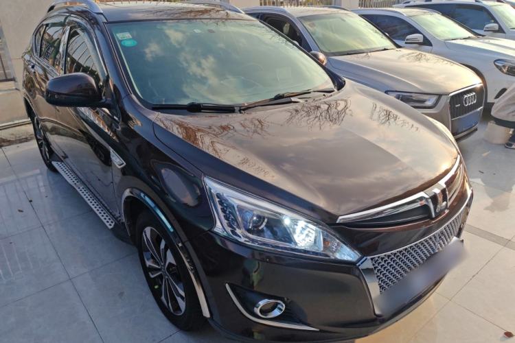 Used Luxgen U6 SUV 2014 2.0T ZhiZun Model
