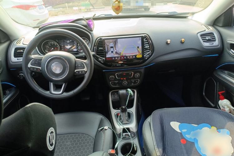 Used  Compass 2019 220T Automatic Enjoyment Version