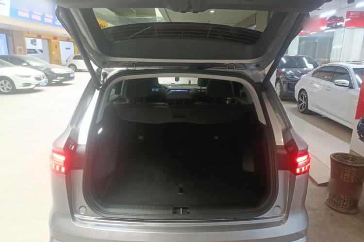 Used Geely Auto Monjaro L 2023 2.0TD High-Power Automatic Two-Wheel Drive Flagship Version
