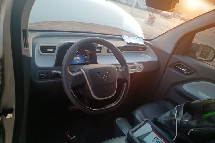 Used Wuling Hongguang MINIEV 2022 Macaron Premium Model – Lithium Iron Phosphate