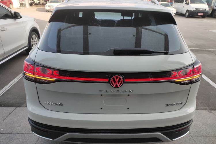 Used Volkswagen Tayron 2023 300TSI Two-Wheel-Drive Luxury Plus Advanced Edition