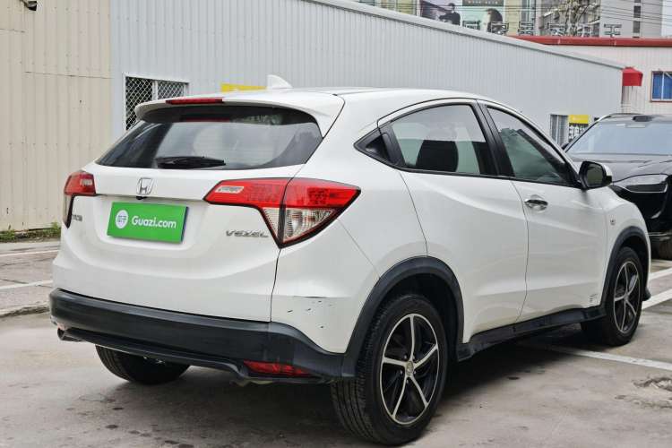 Used Honda Vezel 2020 1.5L CVT Pioneer Edition
