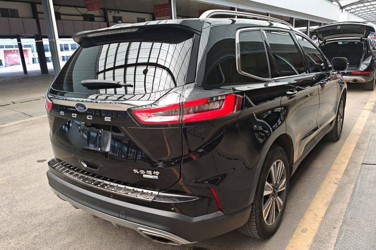 Used Ford Edge 2021 PLUS EcoBoost 245 Two-Wheel-Drive Platinum Edition 5 Seats
