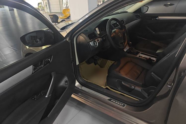 Used Volkswagen Passat 2014 1.8TSI DSG Prestige Edition
