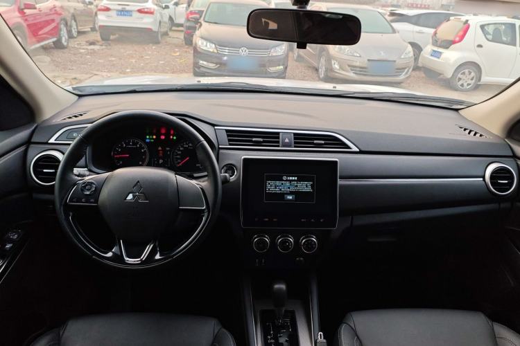 Used Mitsubishi ASX 2020 2.0L CVT Smart Edition
