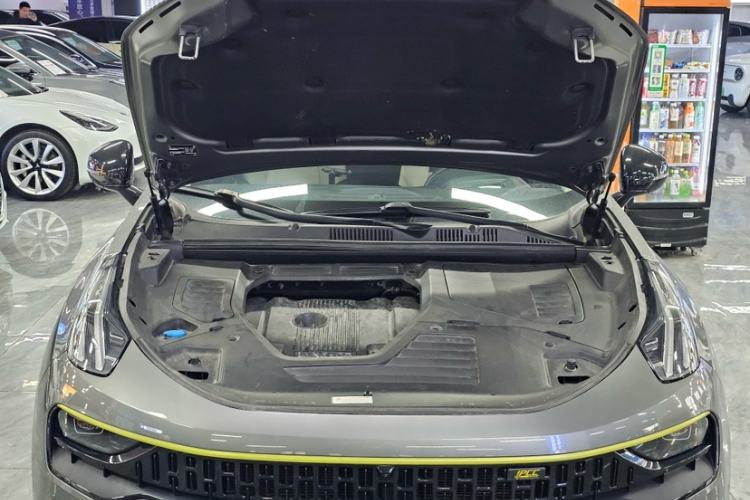 Used Lynk & Co 05 2020 2.0TD Two-Wheel Drive Shine Halo
