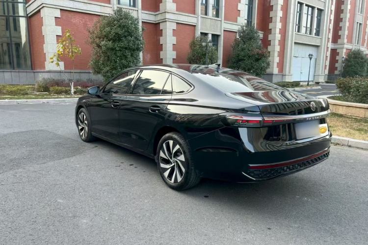 Used Volkswagen Passat 2025 Pro 380TSI Starry Dragon Edition
