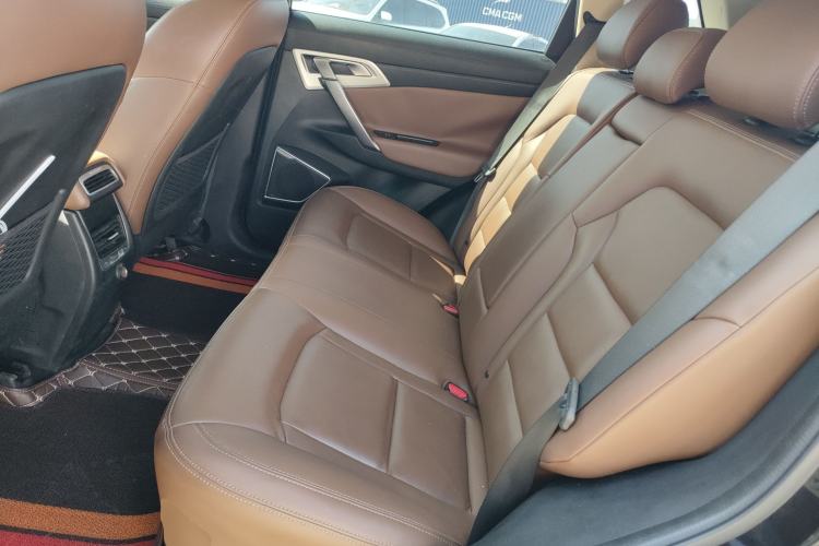 Used Geely Auto Emgrand X7 Sport 2016 1.8TD Automatic All-Wheel-Drive ZhiZun Edition
