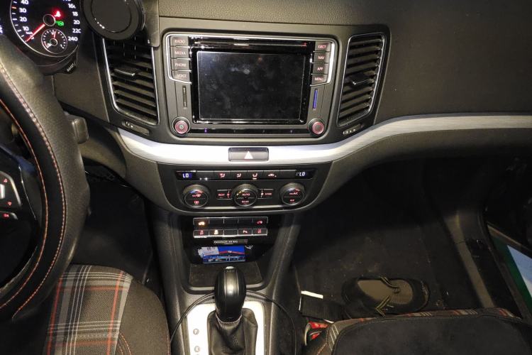 Used Volkswagen Sharan 2018 380TSI Comfort Edition 7-Seater
