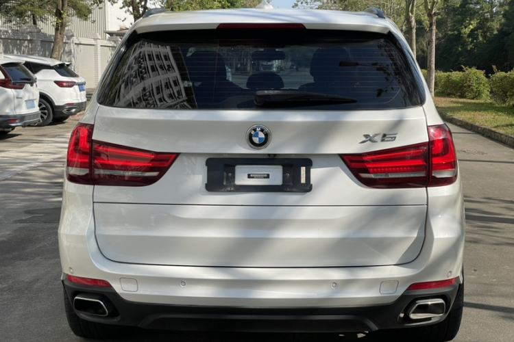 Used BMW X5 2015 xDrive28i
