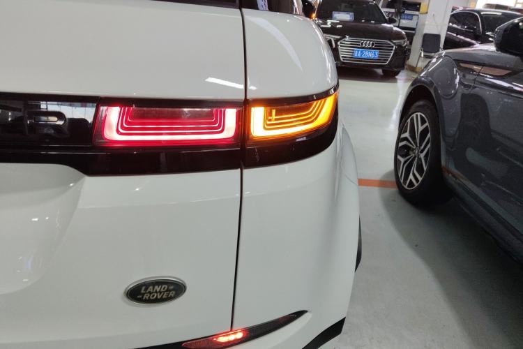 Used Land Rover Range Rover Evoque 2021 Range Rover Velar 249 PS R-Dynamic S Performance Edition