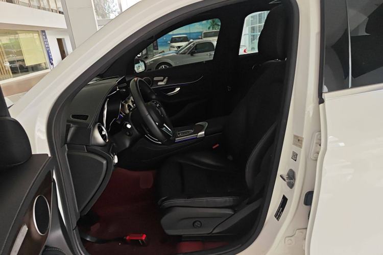 Used Mercedes-Benz GLC 2020 Facelift GLC 300 L 4MATIC Dynamic Edition