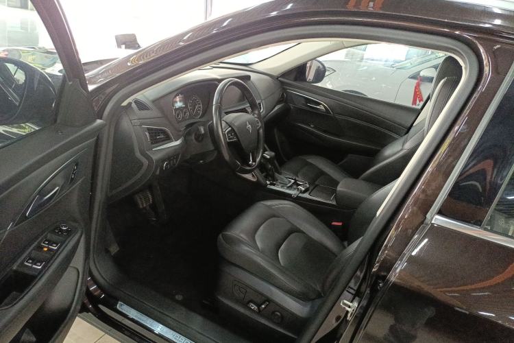 Used BORGWARD BX7 2018 28T Two-Wheel Drive Premium 7-Seater China VI
