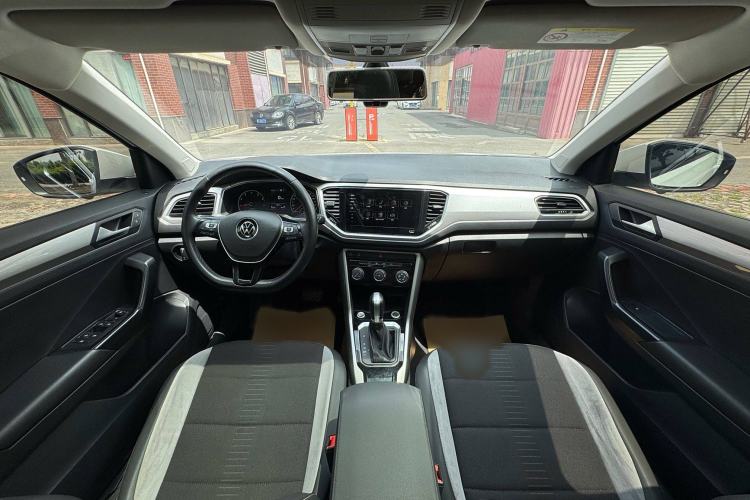 Used Volkswagen T-ROC 2022 280TSI DSG Two-Wheel Drive Elite PLUS
